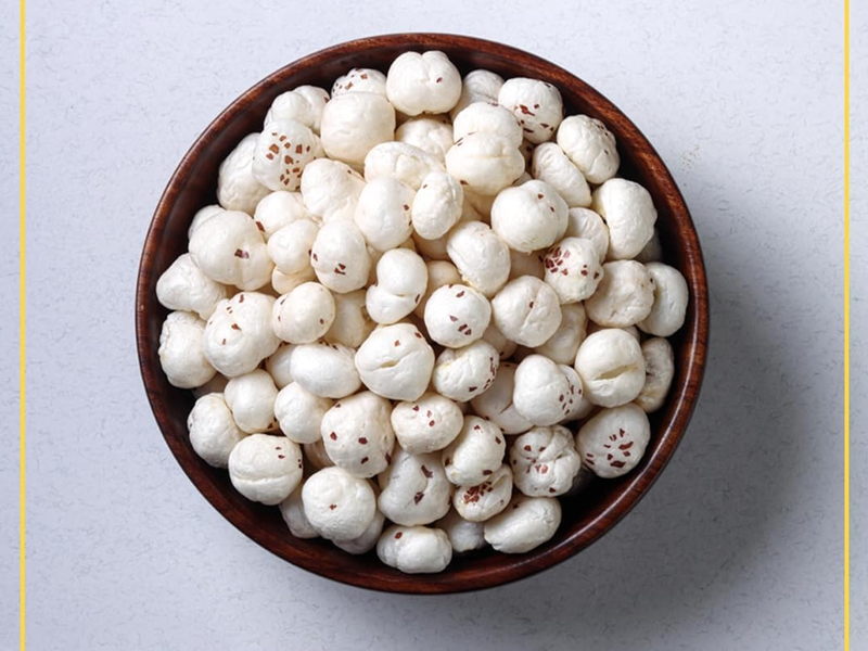 Desi phool makhana Jumbo Handpicked Lotus Seeds/Fox Nuts Big Size Phool Makhana (Pop/Gorgon Nut Puffed Kernels)(Without chamicals) (750Grams)