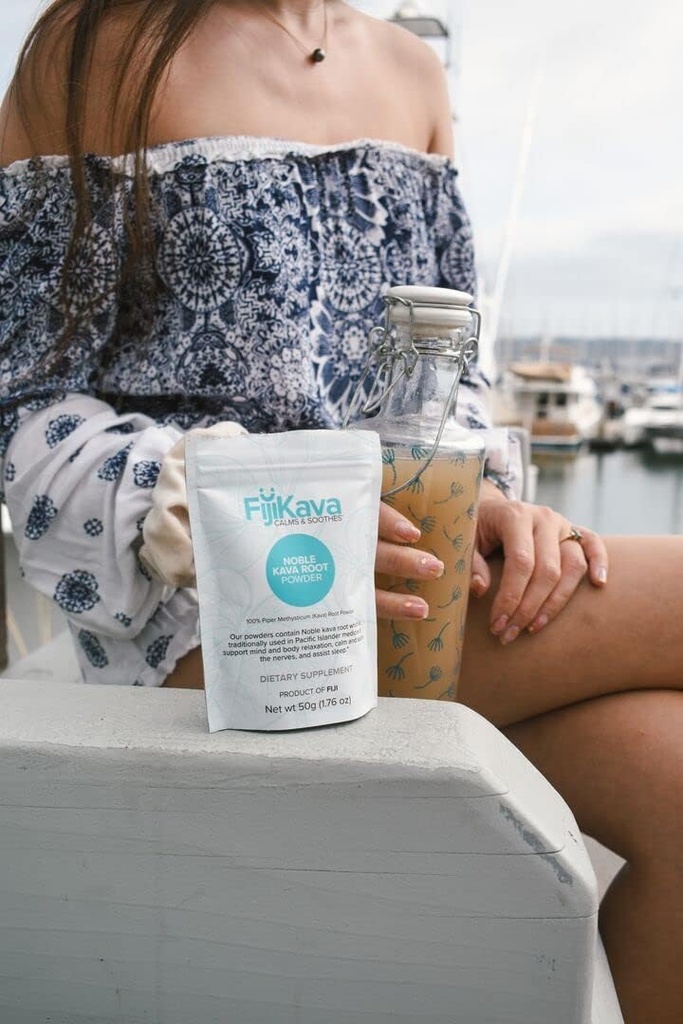 FijiKava Instant Kava Kava Powder 500g – Premium Kava Root Powder with High Kavalactone Content – Natural Relaxation Aid for Calmness, Stress Relief, and Sleep Support – Easy-to-Mix 3