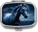 Blue Horse Pill Box 3 Karşılaştırma Meydanı Küçük Pill Case Travel Pillbox for Purse Pocket Metal Medicine Organizer Portre Pill konteynerleri Vitaminler İlaç Balık Yağı ve Supplements