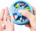 INVODA Weekly Pill Organizer 7 Karşılaştırmalı Günlük İlaçlar ve Vitaminler için Pill Box - Portatif Seyahat Pill Case Fish Oil Supplements Vitamins Organizer (Sky Blue)