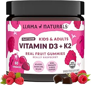 Llama Naturals Βιταμίνη D3, Vegan, συμπλήρωμα οργανικής ανοσοποιητικής υποστήριξης, Βιταμίνη D Gummies για ενήλικες και παιδιά, πραγματικό χυμό φρούτων, προάγει την υγεία των οστών, χωρίς προσθήκη ζαχαροκάλαμου, σμέουρων, 60 Ct