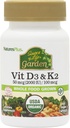 Natures Plus Πηγή Ζωής Κήπος Βιταμίνη D3 & K2-60 Κάψουλες Vegan - Προάγει την υποστήριξη των οστών, την ανοσοποιητική λειτουργία, την καρδιοαγγειακή υγεία & ισορροπία διάθεσης - Vegan, χωρίς γλουτένη - 60 εξυπηρετήσεις