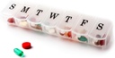 Deke Home - Pill Organizer, 7 Gün Pill Box with Large Karşılaştırmalar & Snap-Shut Lids, Easy Open, BPA Free Plastik Tıp Piller, Vitaminler & Supplements, Travel Friendly